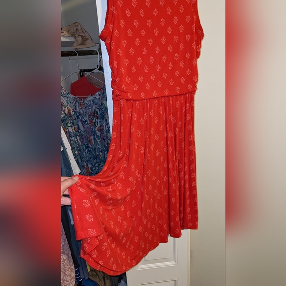 Red floral Old Navy dress - Picture 7 of 9